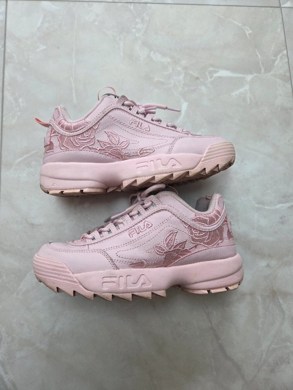 Fila pink Disruptor